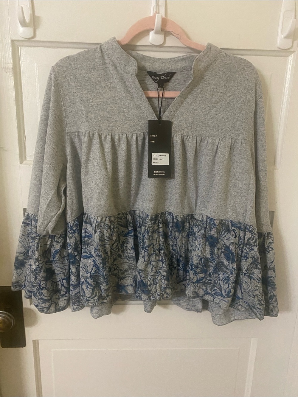 NWT Young Threads Grey Floral Tiered Babydoll Top L